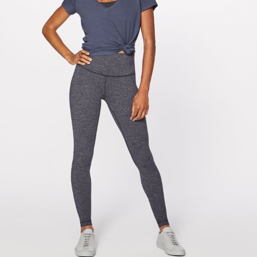 Lululemon Wunder Under High-Rise Tight
28"*Luon Size 4